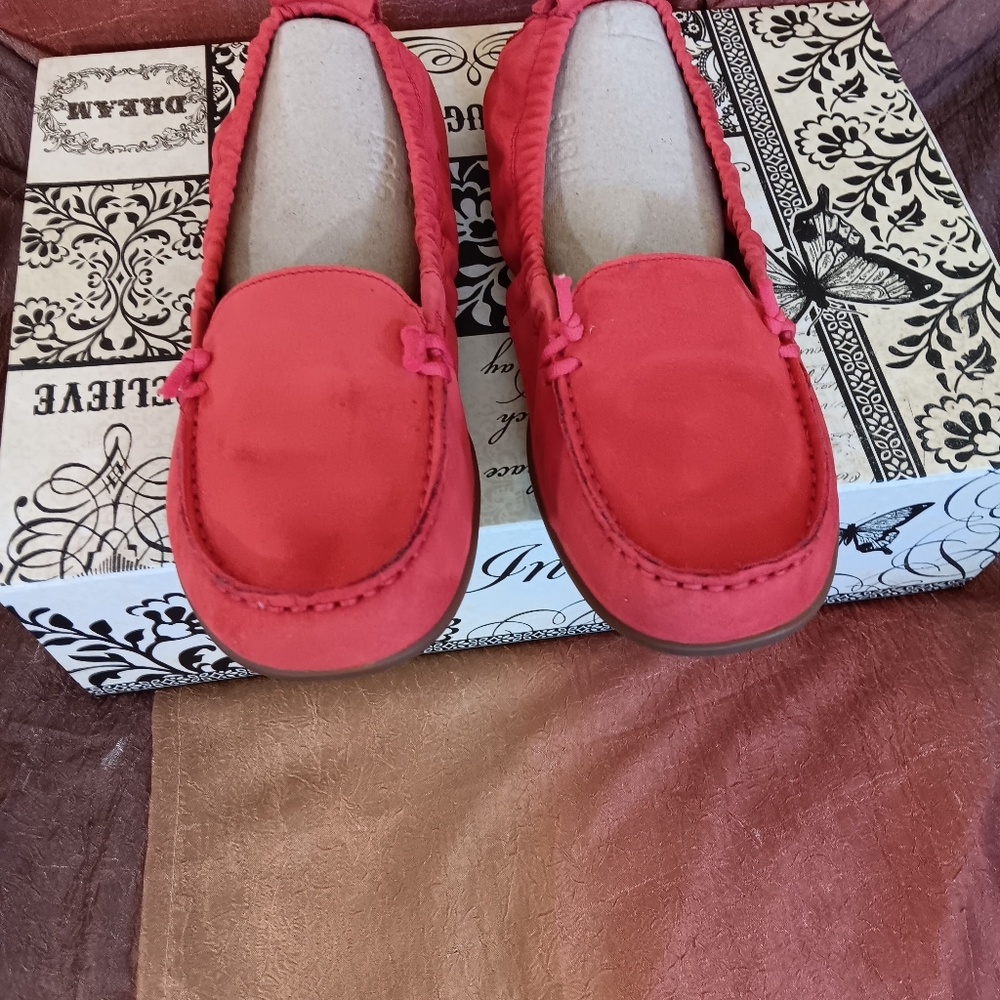Hush Puppies Nubuck Loafers
